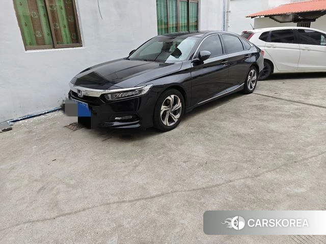 Honda Accord id 4260279 из Китая 7