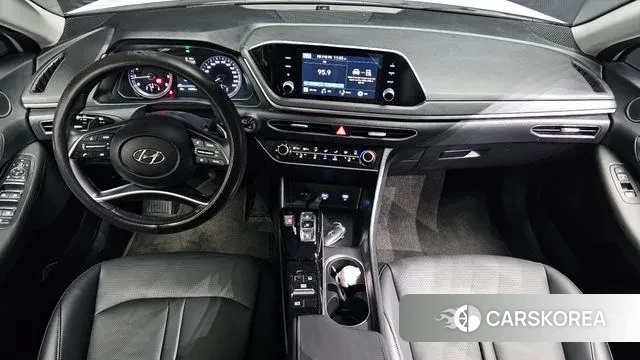 Hyundai Sonata (DN8) id 3058676 из Кореи 17