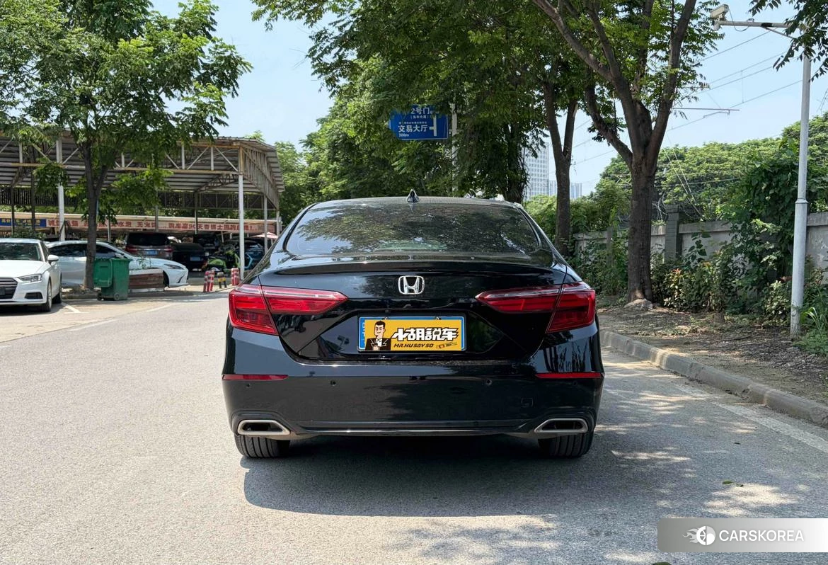 Honda Inspire id 4513638 из Китая 8