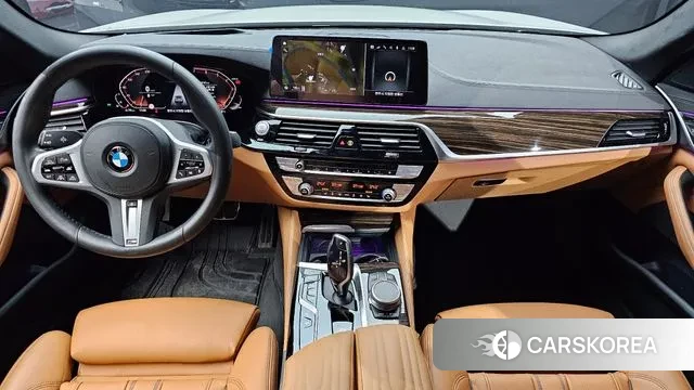 BMW 5 Series (G30) id 3473088 из Кореи 17