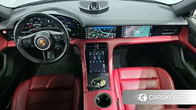 Porsche Taycan id 3389594 из Кореи 17