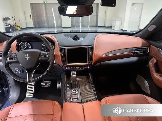 Maserati Levante id 3431720 из Кореи 17