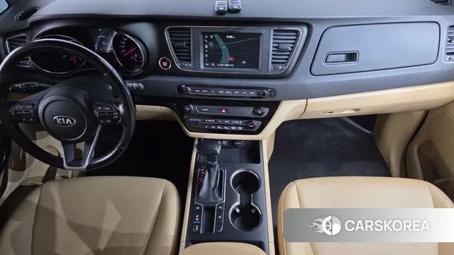 Kia The New Carnival id 3601988 из Кореи 17