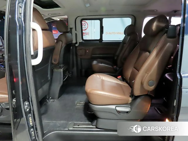 Hyundai The New Grand Starex id 3911684 из Кореи 17