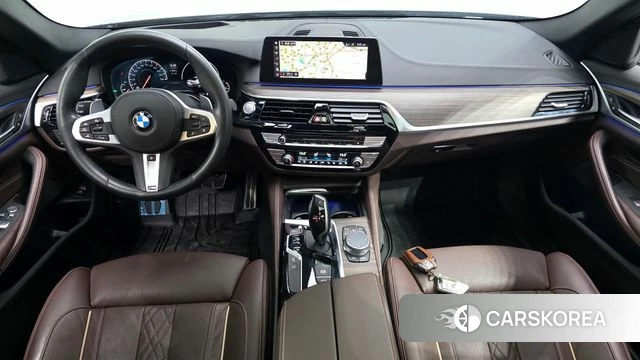 BMW 5 Series (G30) id 4416809 из Кореи 30
