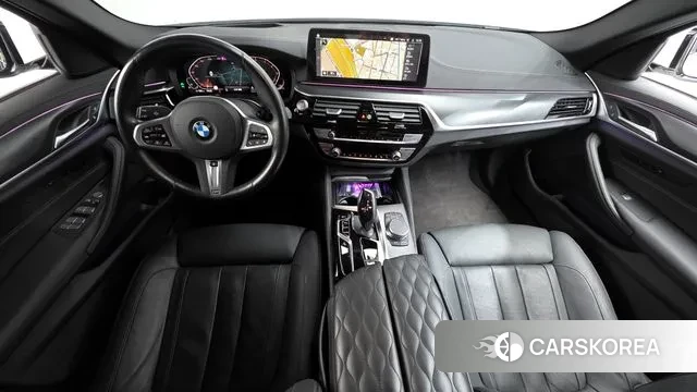 BMW 5 Series (G30) id 3333702 из Кореи 17