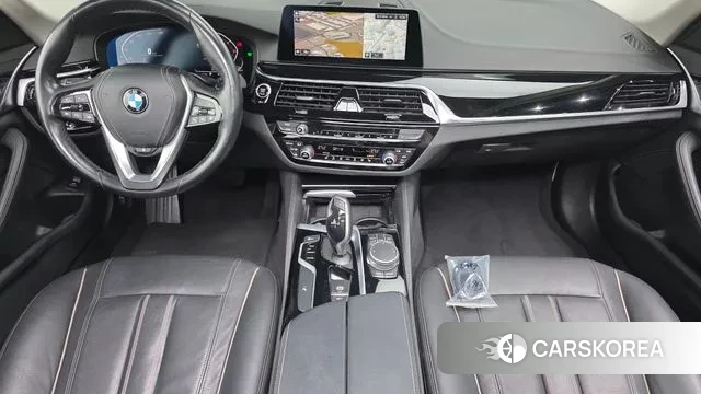 BMW 5 Series (G30) id 3422834 из Кореи 17