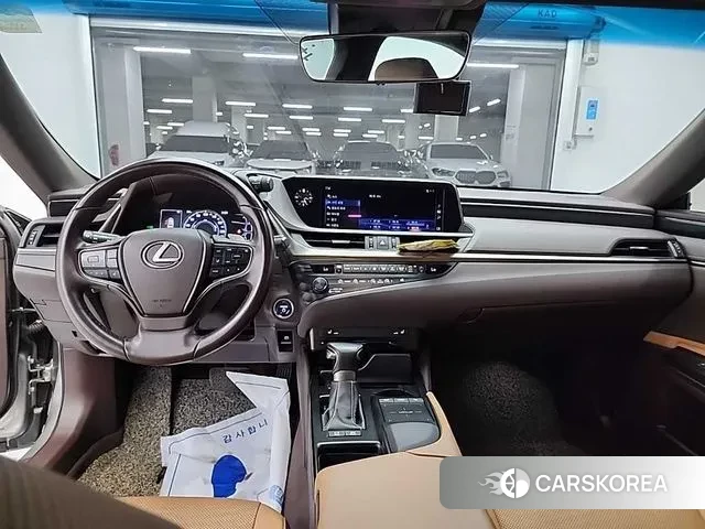 Lexus ES300h 7th generation id 3034119 из Кореи 15