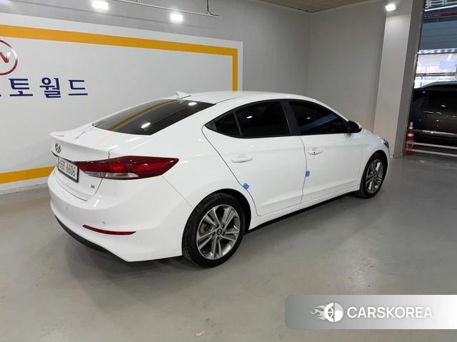 Hyundai Avante AD id 3737360 из Кореи 17