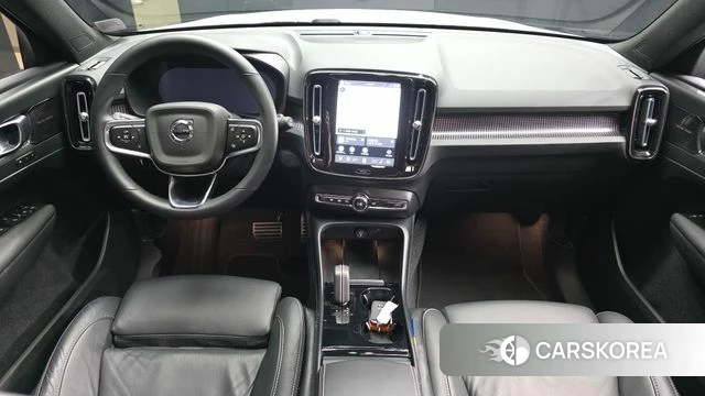 Volvo XC40 Richards id 4608945 из Кореи 29