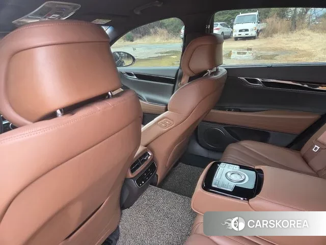 Genesis G80 (RG3) id 3756978 из Кореи 14