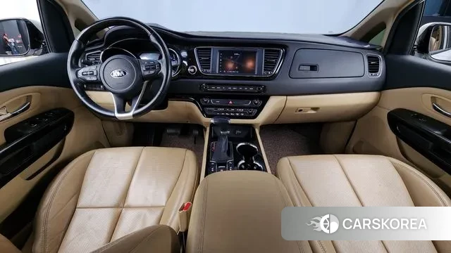 Kia The New Carnival id 3672425 из Кореи 17