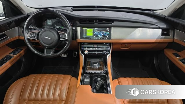 Jaguar XF (X260) id 4615120 из Кореи 32