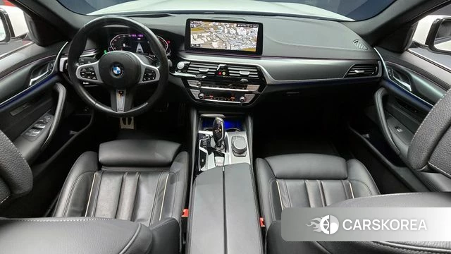 BMW 5 Series (G30) id 4409046 из Кореи 30
