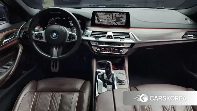 BMW 5 Series (G30) id 3489155 из Кореи 17