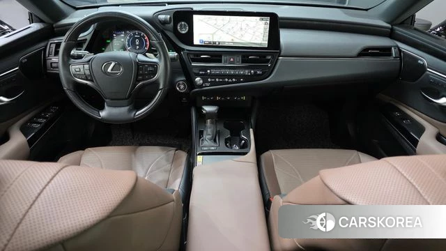 Lexus ES300h 7th generation id 4248979 из Кореи 29