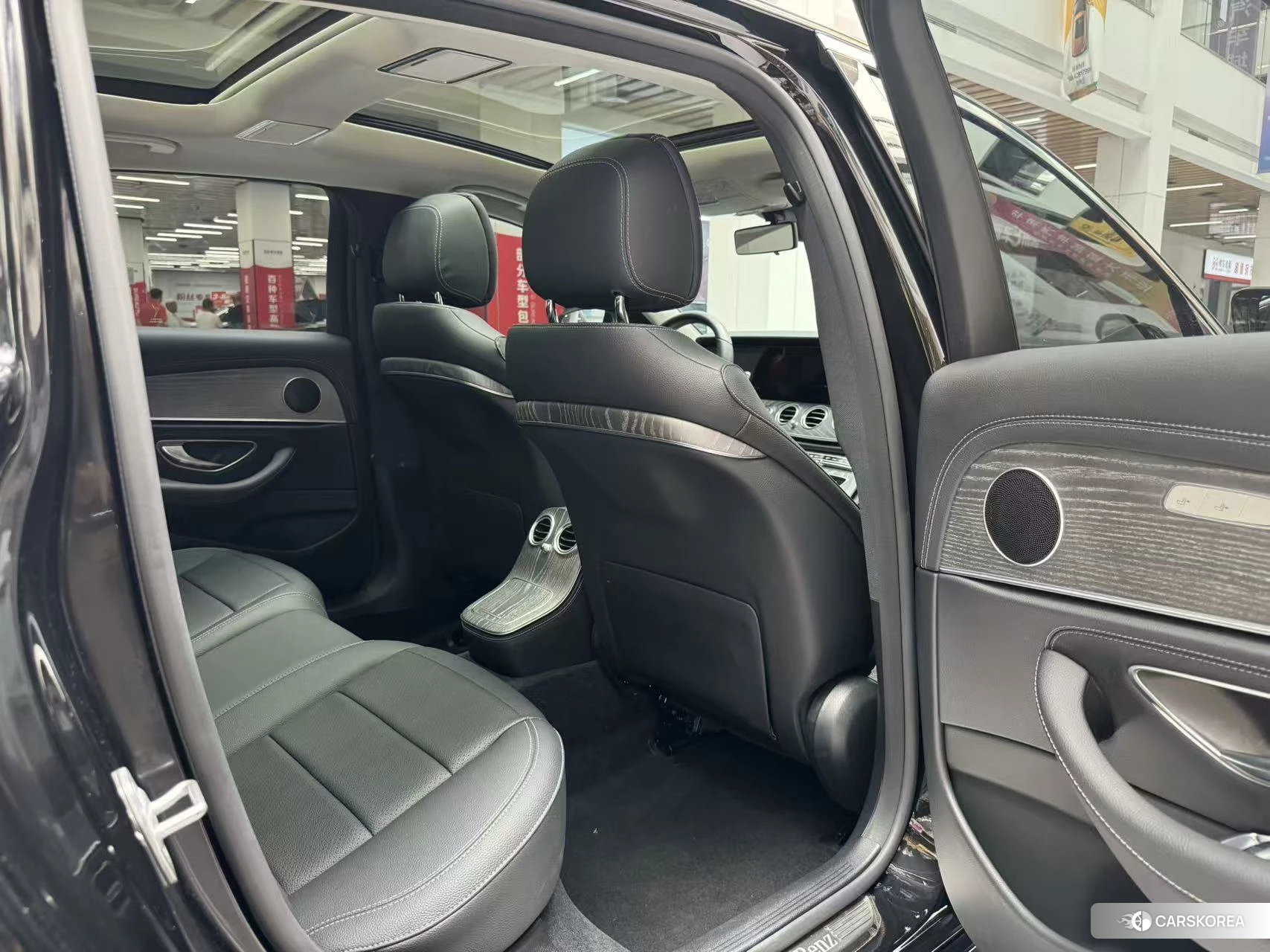 Mercedes-Benz E-class id 4419269 из Китая 19