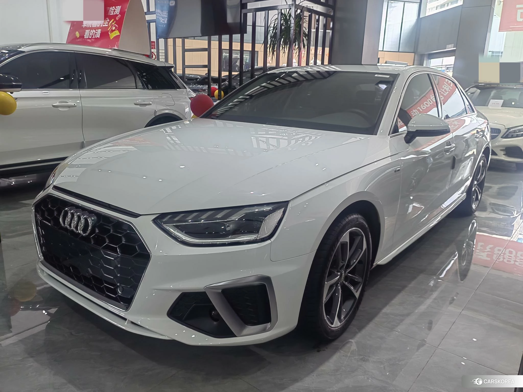 Audi A4L id 4513799 из Китая 8
