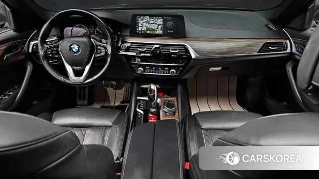 BMW 5 Series (G30) id 3682656 из Кореи 17