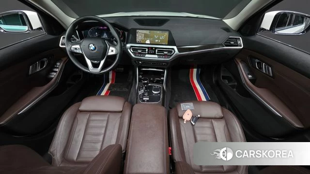 BMW 3 Series (G20) id 3897646 из Кореи 17