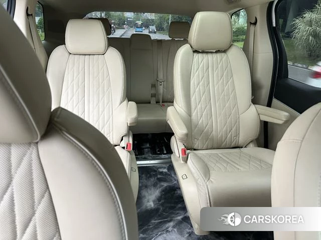 Buick GL8 id 4216894 из Китая 21