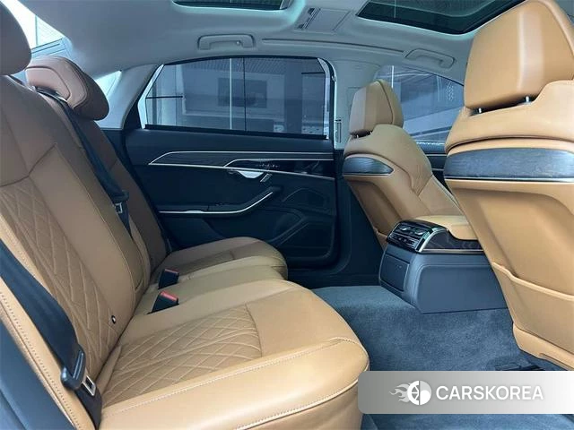 Audi A8 id 4261529 из Китая 12