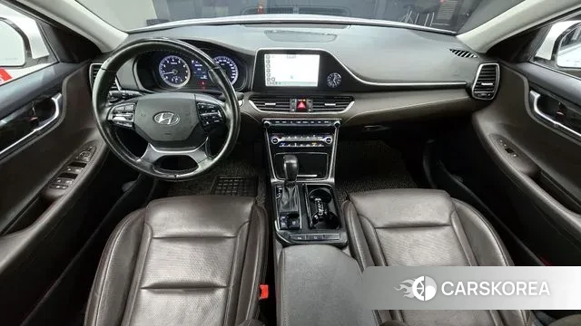 Hyundai Grandeur IG id 3095831 из Кореи 17