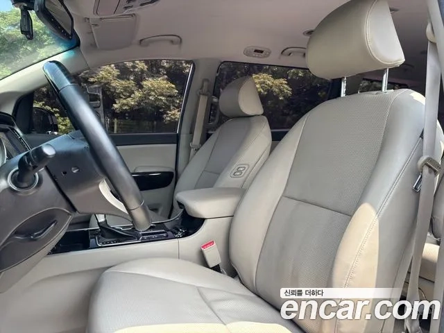 Kia The New Carnival id 2932682 из Кореи 17