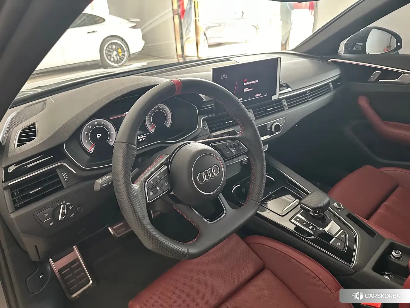 Audi A4L id 4546107 из Китая 9