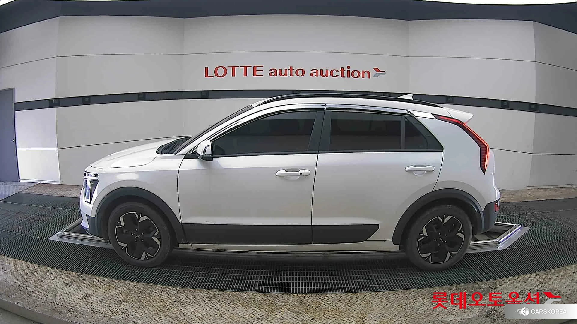 Kia Niro EV id 3881987 из Кореи 35