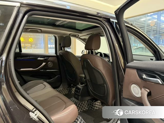 BMW X1 id 4333236 из Китая 10