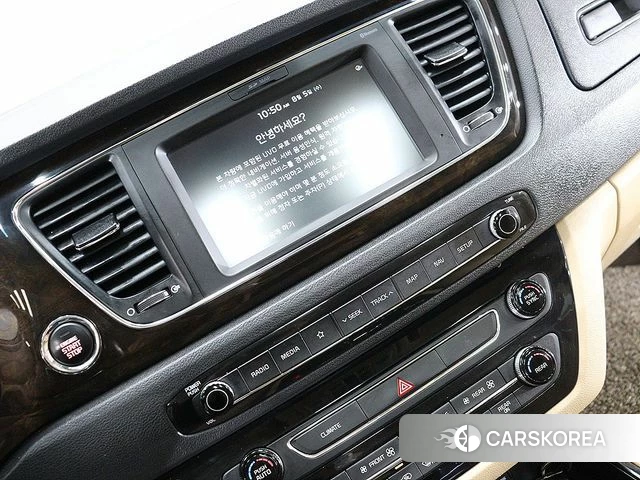 Kia The New Carnival id 4667537 из Кореи 17