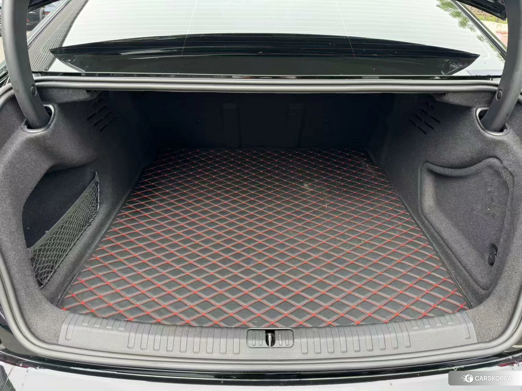 Audi A6L id 4426721 из Китая 7