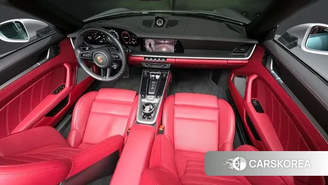 Porsche 911(992) id 3333602 из Кореи 17