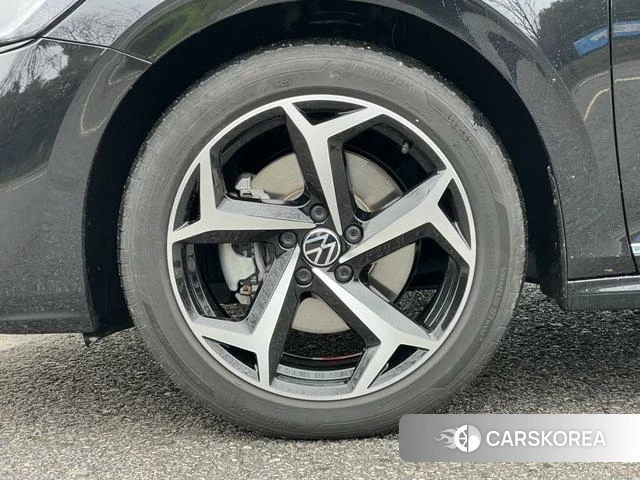 Volkswagen Passat id 4258705 из Китая 13