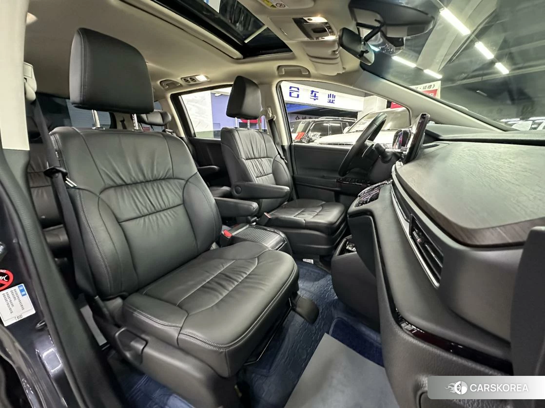 Honda Odyssey id 4467946 из Китая 39