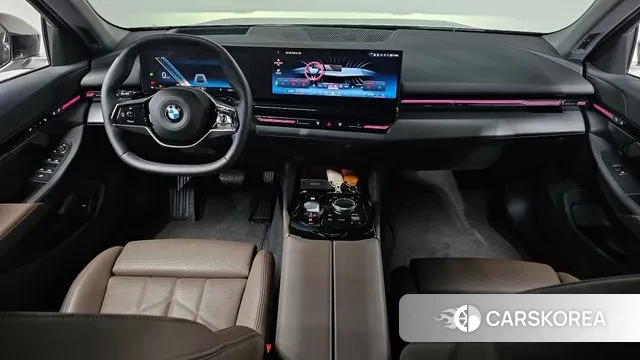 BMW 5 Series (G60) id 3517673 из Кореи 18