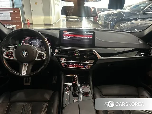 BMW 5 Series (G30) id 3734850 из Кореи 17