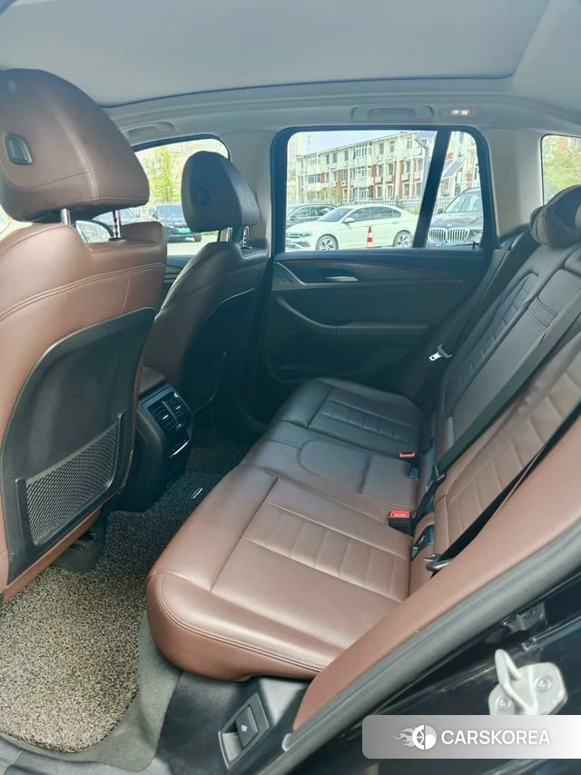 BMW X3 id 4297634 из Китая 7