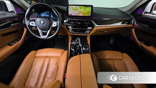 BMW 5 Series (G30) id 3546513 из Кореи 17