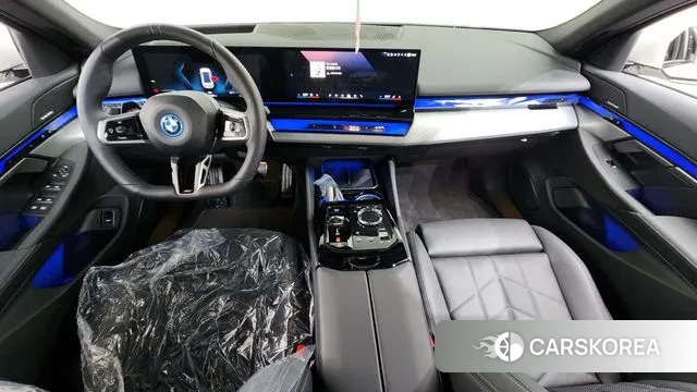 BMW i5 (G60) id 3757807 из Кореи 17