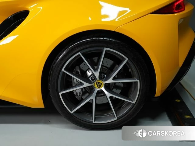 Lotus Emira id 4724086 из Кореи 17