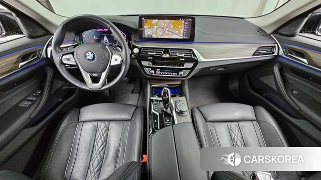 BMW 5 Series (G30) id 4917384 из Кореи 30