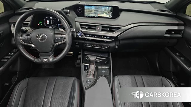 Lexus UX250h id 3923576 из Кореи 17