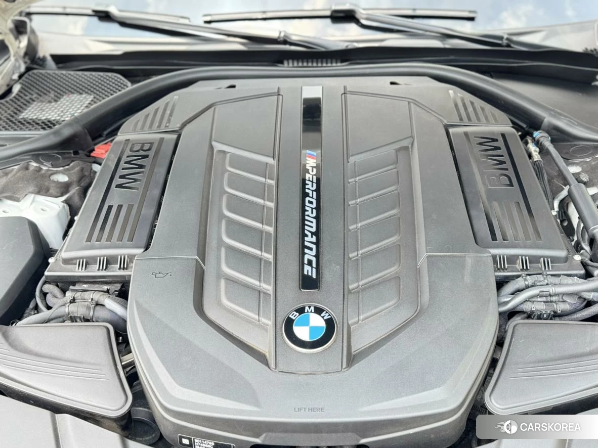 BMW 7 series id 4454687 из Китая 24