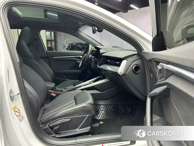 Audi A3 id 4265944 из Китая 20