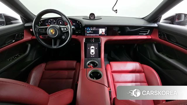 Porsche Taycan id 3819739 из Кореи 17