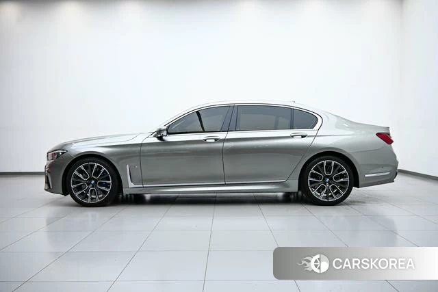 BMW 7 series id 4261369 из Китая 17