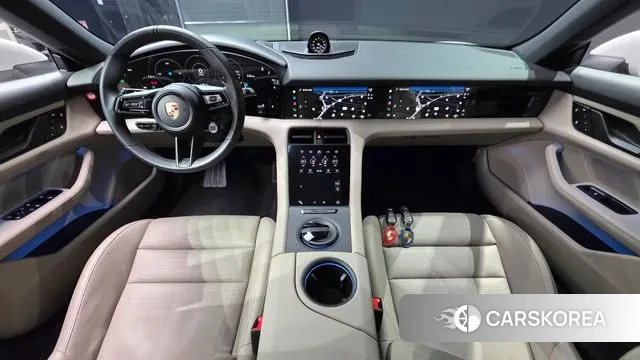 Porsche Taycan id 3654320 из Кореи 17