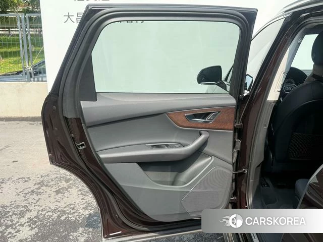 Audi Q7 id 4335812 из Китая 23